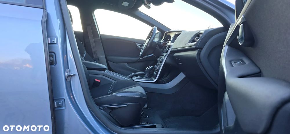 Volvo V40 D2 Geartronic Momentum - 7