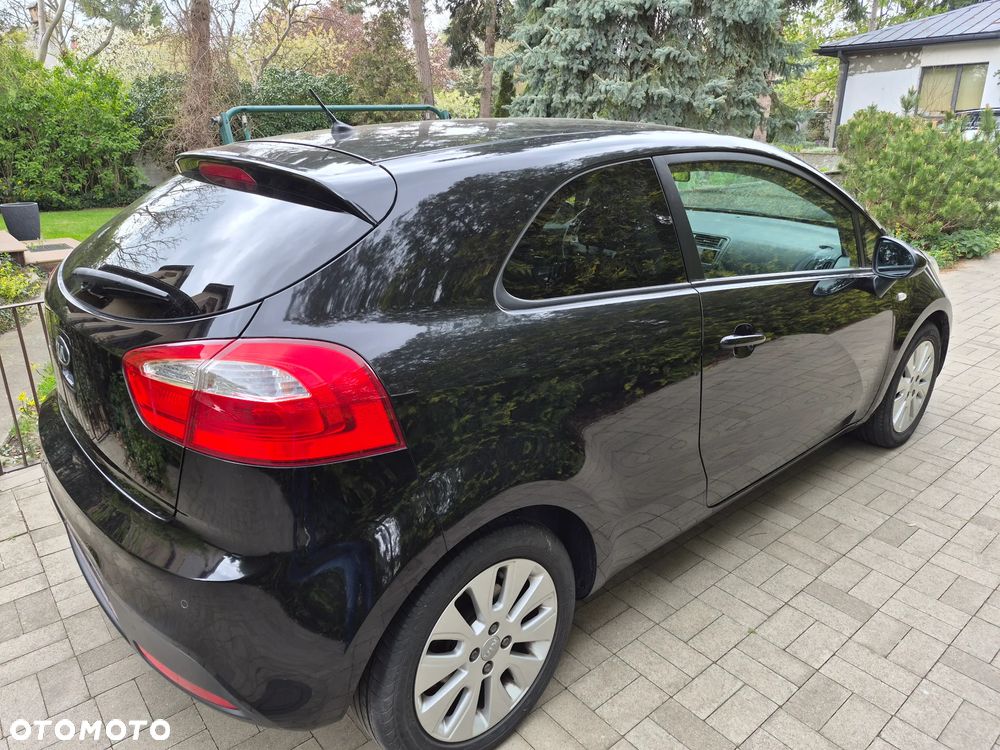 Kia Rio 1.4 Dream-Team Edition - 6