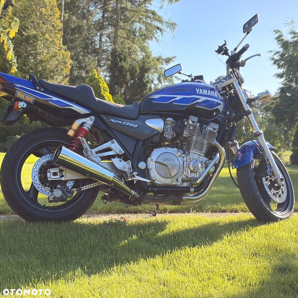 Yamaha XJR - 5