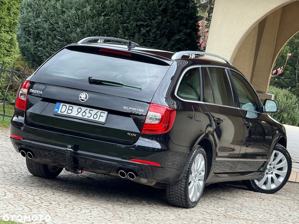Skoda Superb 3.6 FSI 4x4 L&K DSG - 9