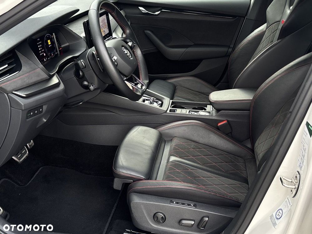 Skoda Octavia 2.0 TDI RS DSG - 12