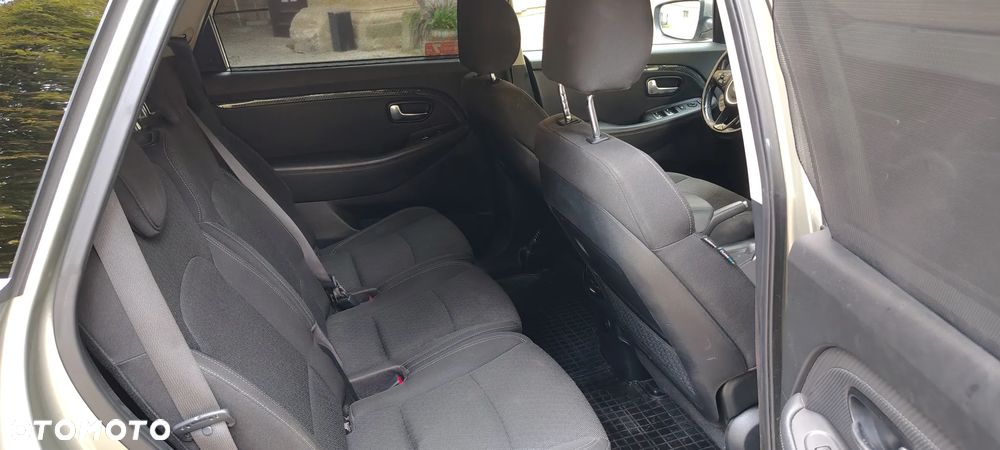 Kia Carens 1.7 CRDi L - 14
