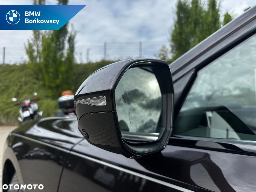 BMW Seria 7 740d xDrive mHEV Nero Lusso Edition sport - 10
