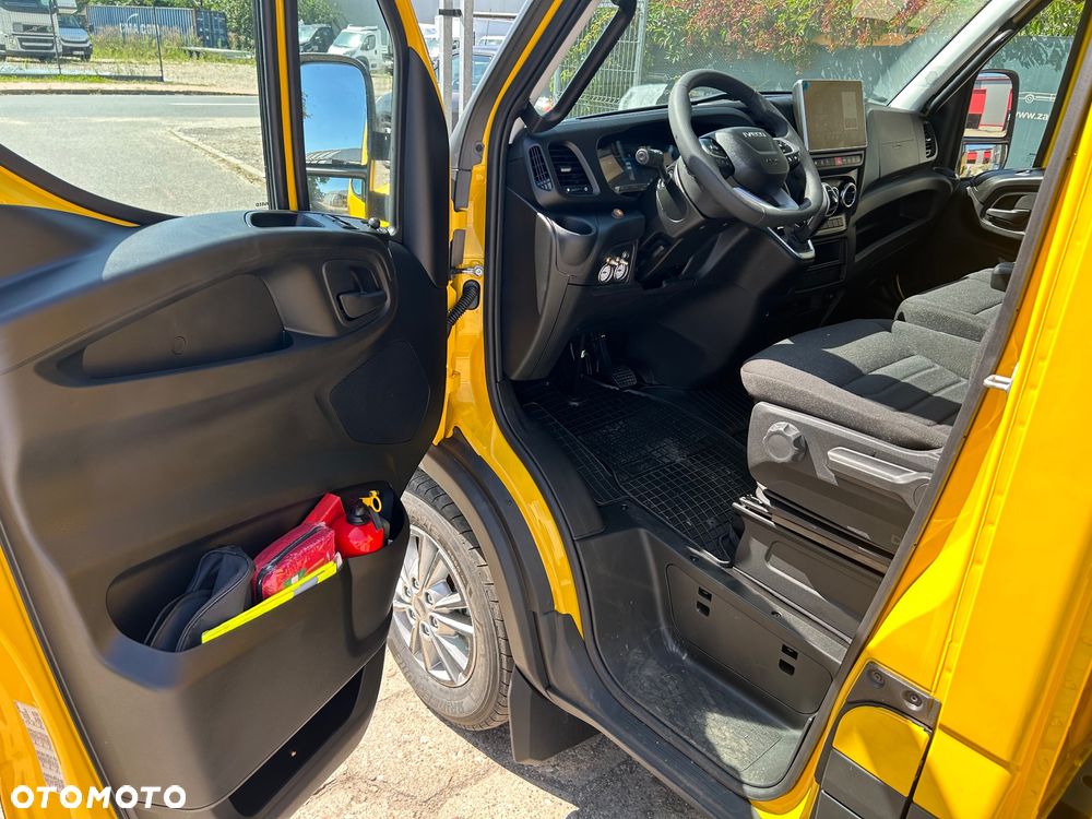 Iveco Daily 35S18 - 18