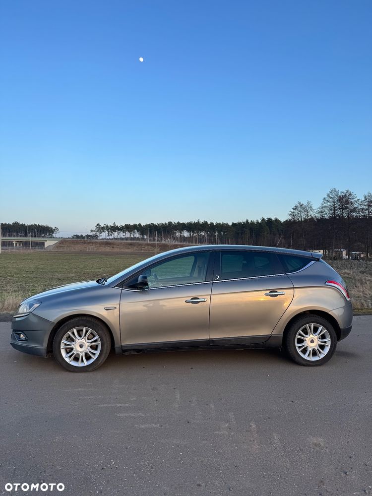 Lancia Delta 2.0 MultiJet 16v Platinum - 5