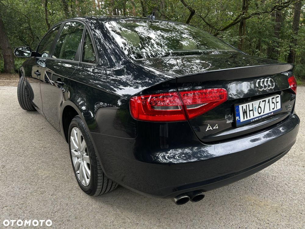 Audi A4 Limousine - 13