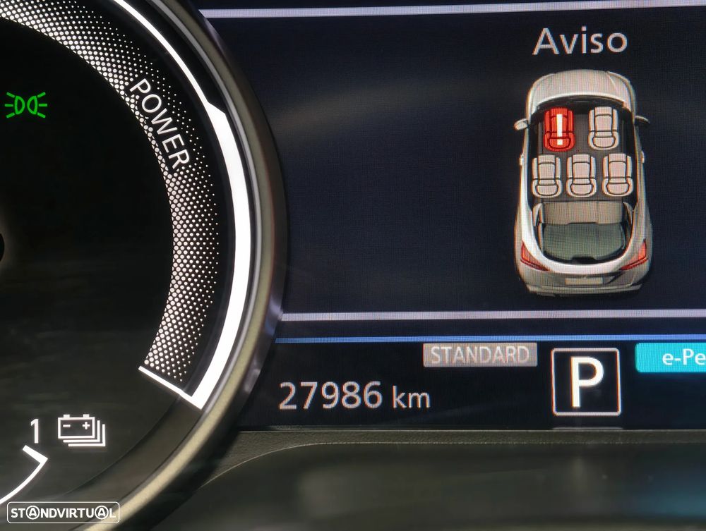 Nissan Juke 1.6 Hybrid N-Design Black - 38