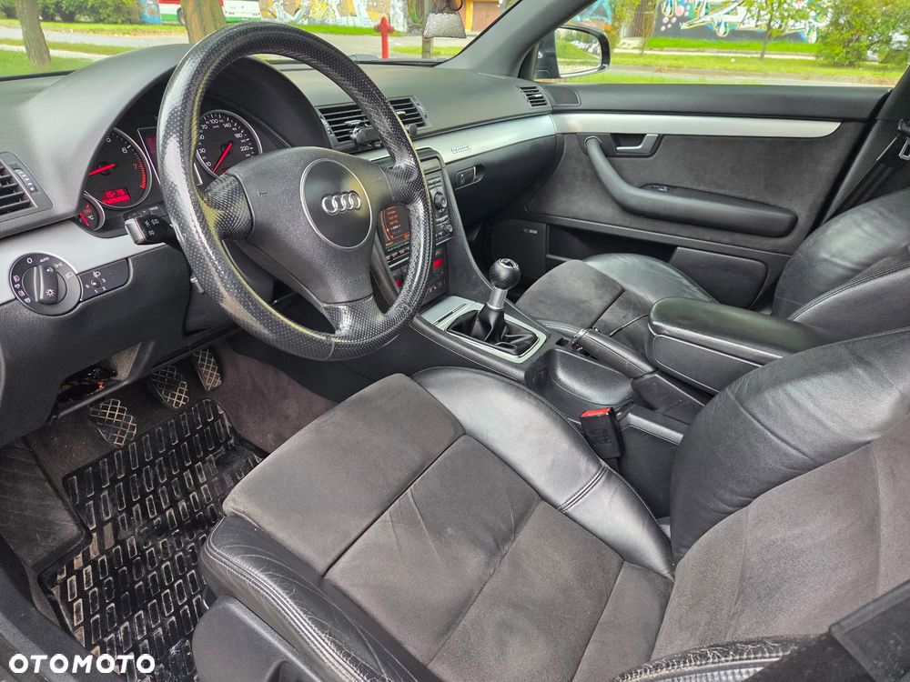 Audi A4 Avant 1.8T Quattro - 12
