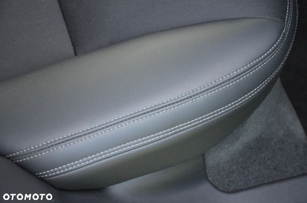 Volvo V60 D2 Drive-E Momentum - 28
