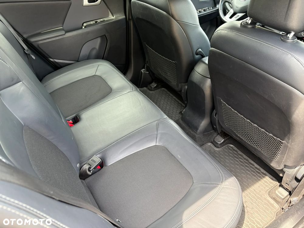 Kia Sportage - 27