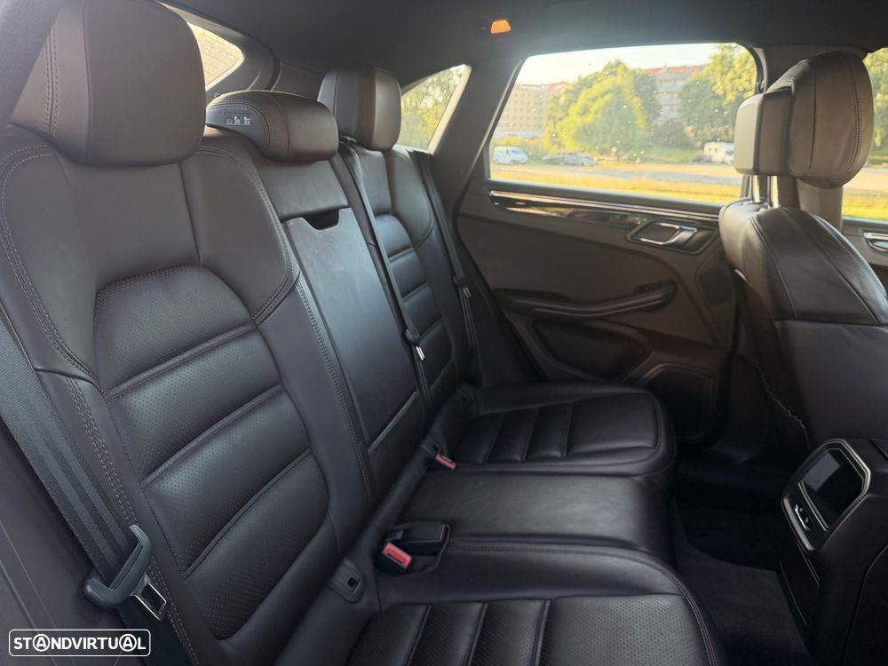 Porsche Macan S - 11