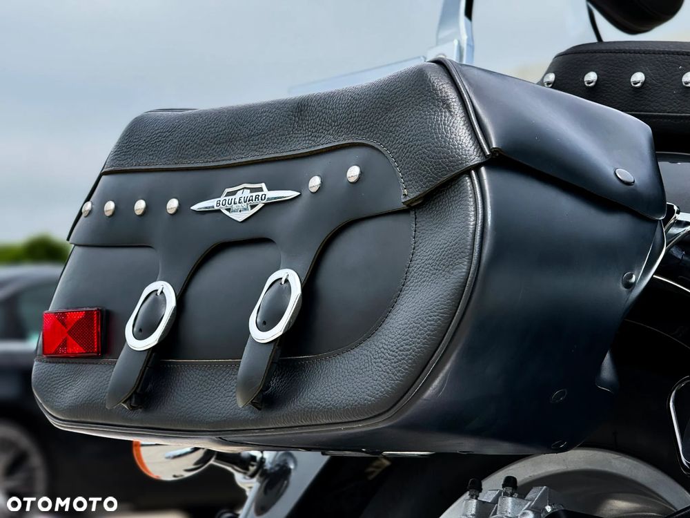 Suzuki Boulevard - 22