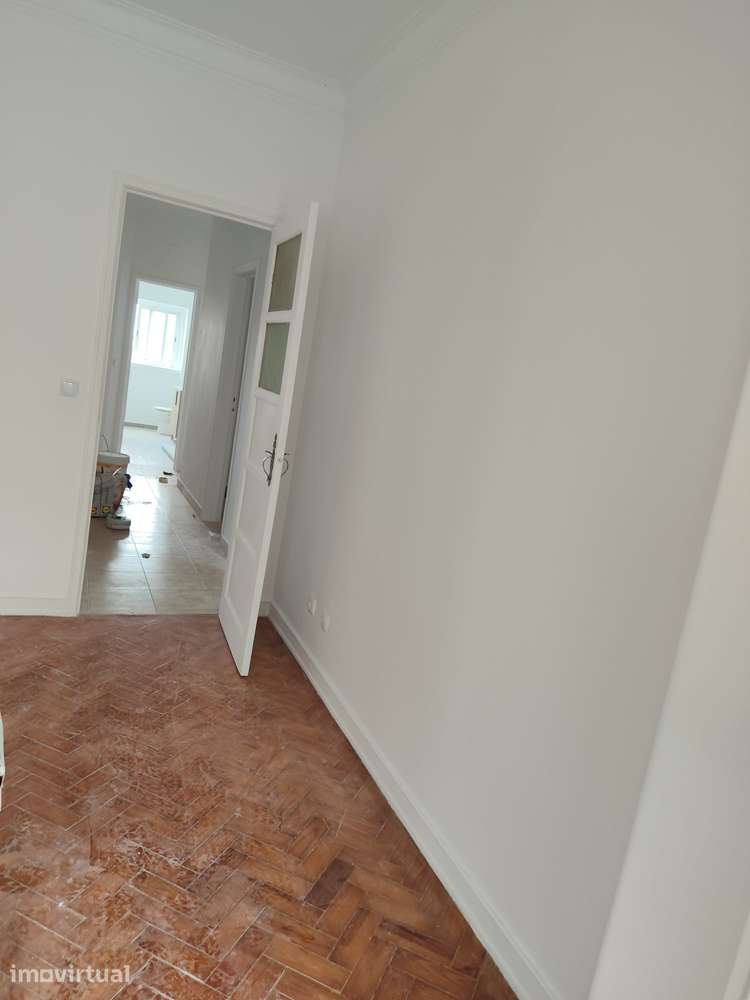 Apart. Renovado Localizado zona Alvalade, Lisboa - Grande imagem: 3/9