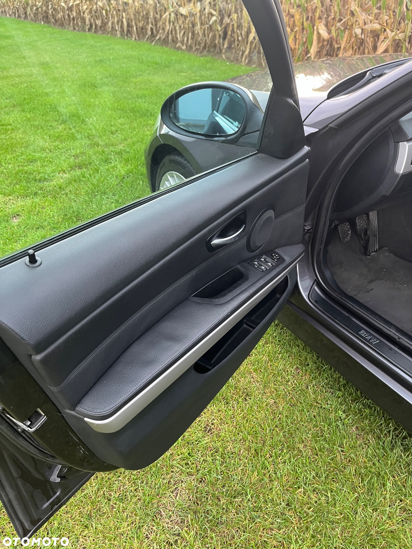 BMW Seria 3 318d DPF Touring - 15