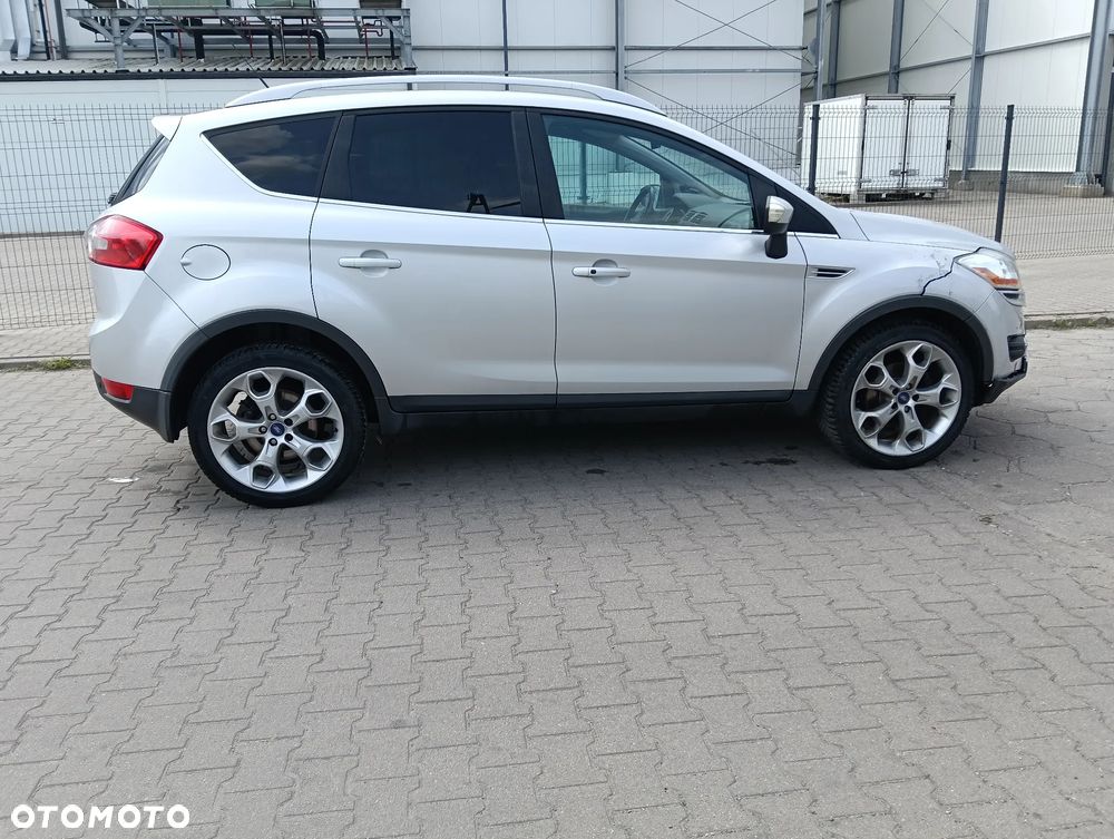 Ford Kuga 2.0 TDCi 4x4 Titanium - 2