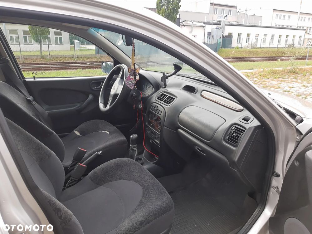 Rover 214 - 19