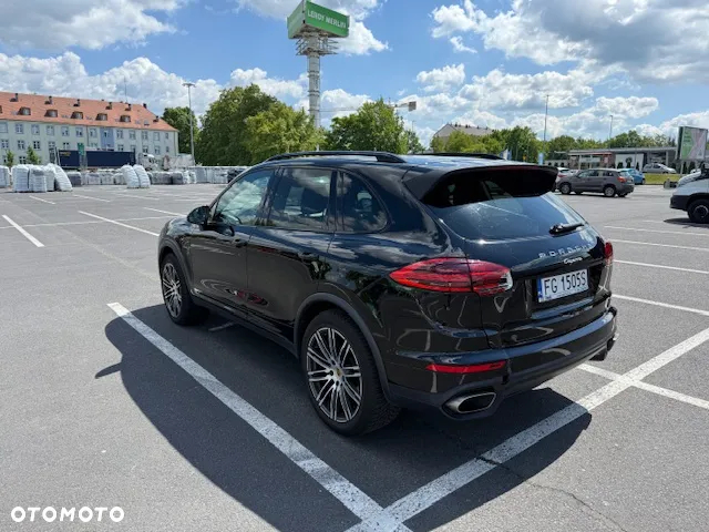 Porsche Cayenne Diesel Platinum Edition - 6