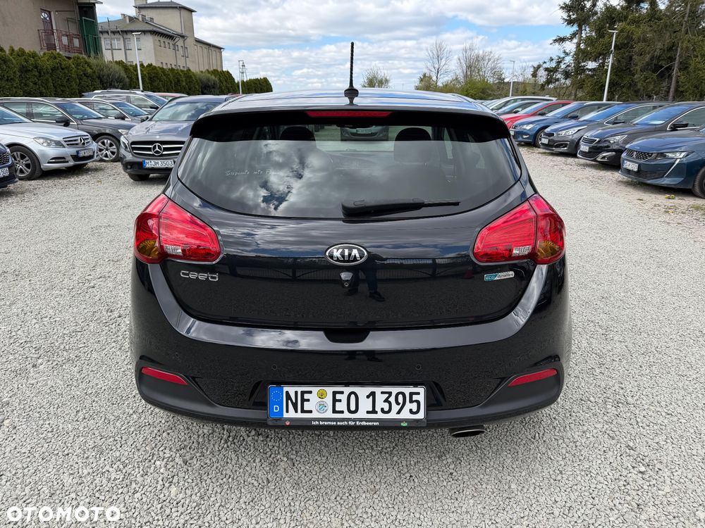 Kia Ceed 1.4 CVVT ISG Dream Team Edition - 5