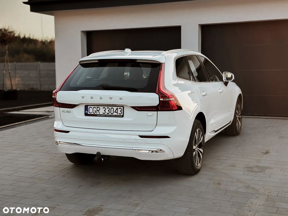 Volvo XC 60 T6 AWD Recharge Plus Bright - 6