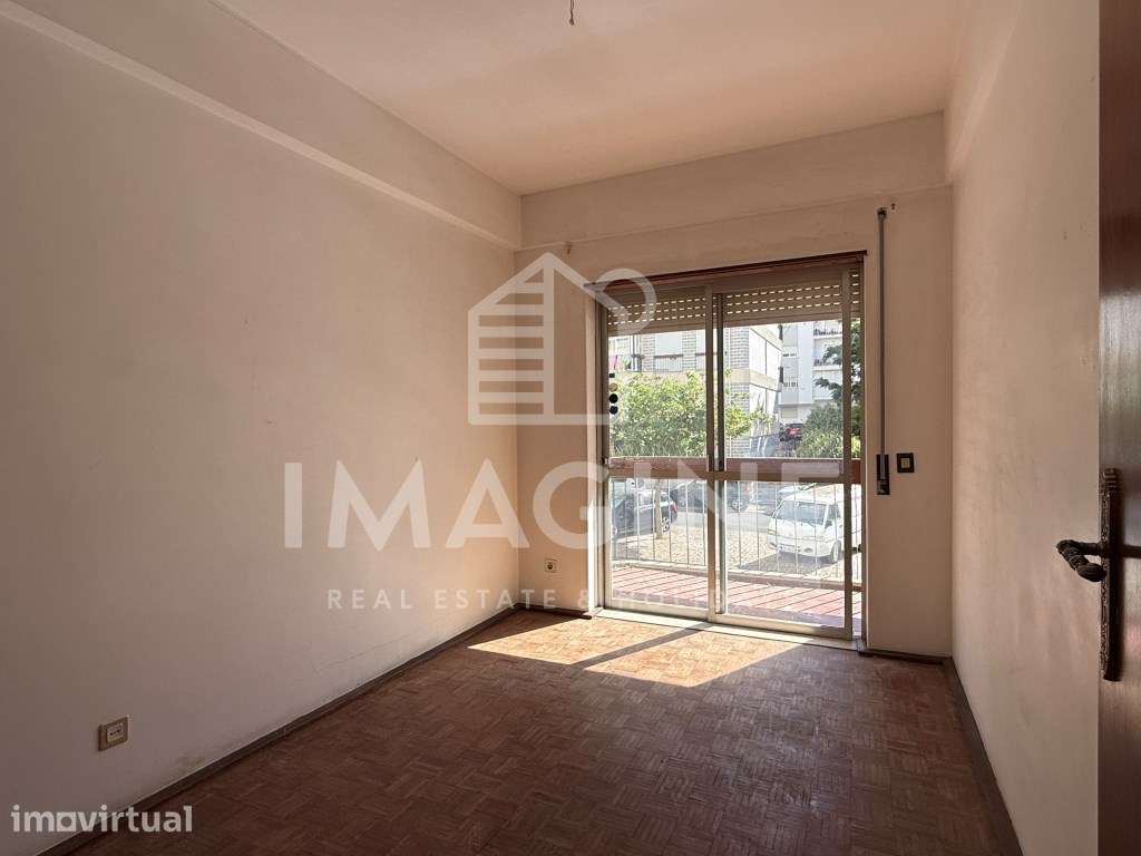T3 espaçoso com elevador no Bairro do Liceu em Setúbal - Grande imagem: 4/19