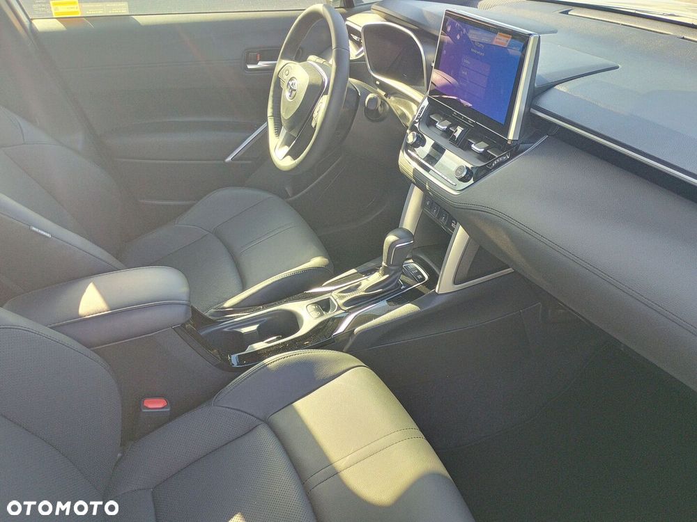 Toyota Corolla Cross 2.0 Hybrid Executive AWD - 11
