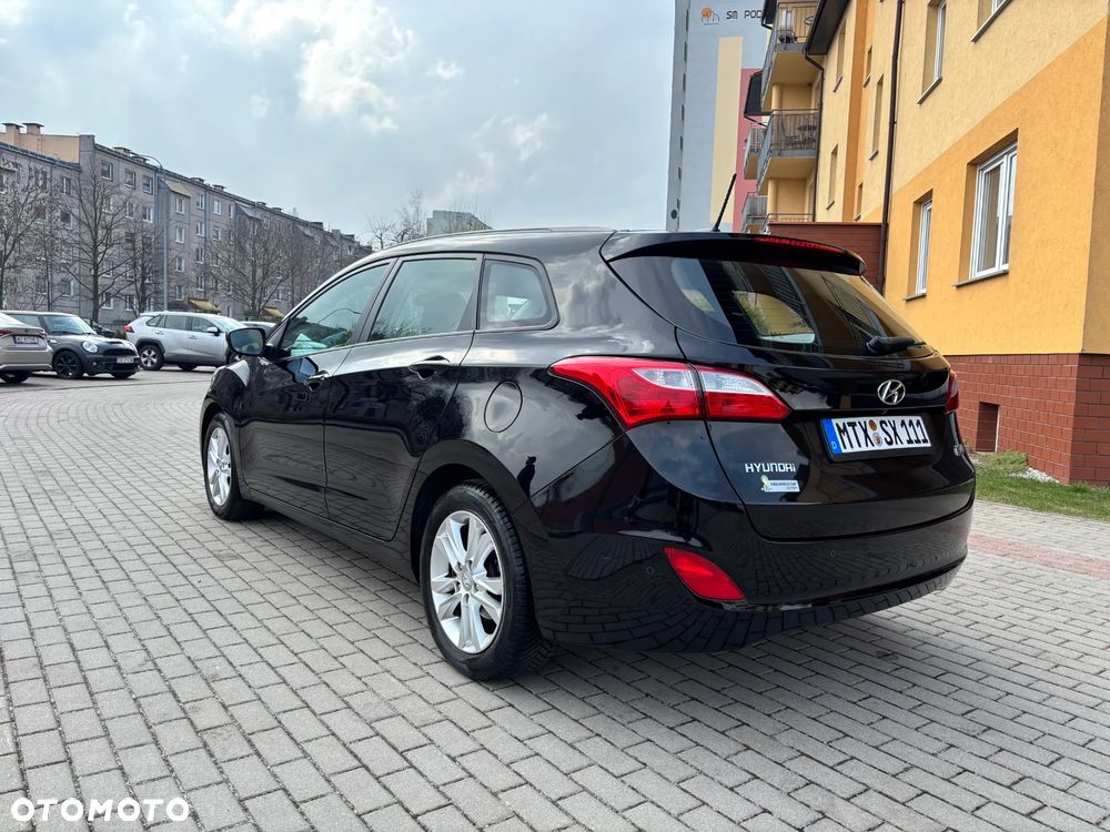Hyundai i30 1.4 Premium - 12