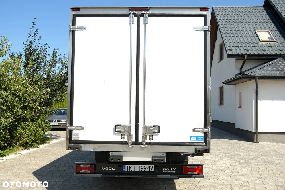 Iveco DAILY 35-180 * 3.0 Diesel 180KM * CHŁODNIA CARRIER XARIOS 500 * SUPER STAN! - 7