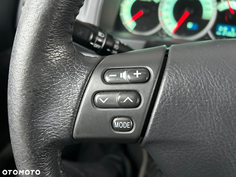 Toyota Corolla 1.8 LE - 30