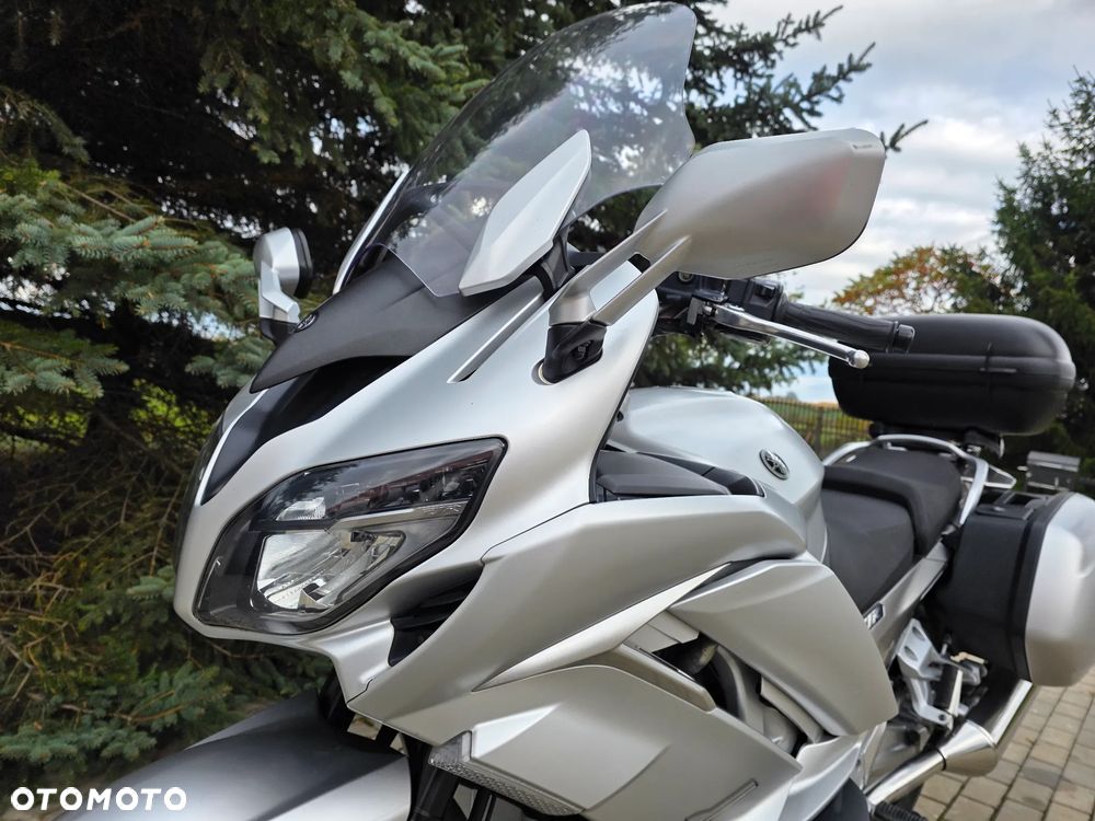 Yamaha FJR - 22