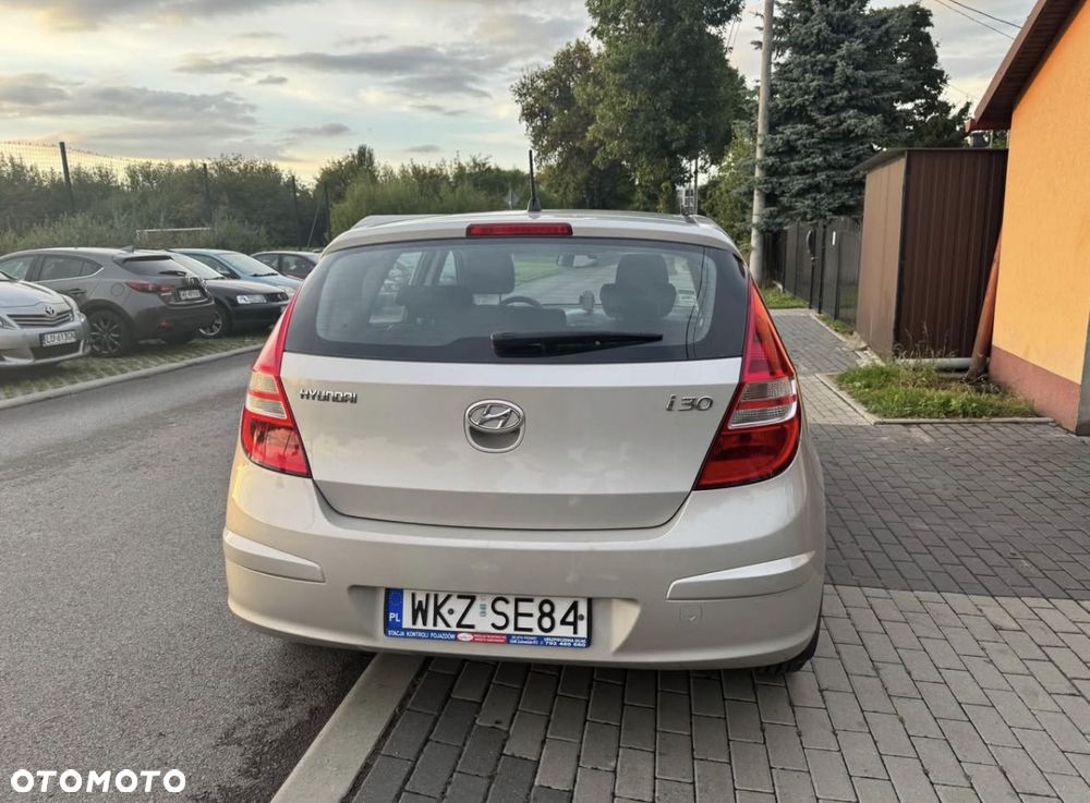 Hyundai i30 1.4 Blue Comfort - 9
