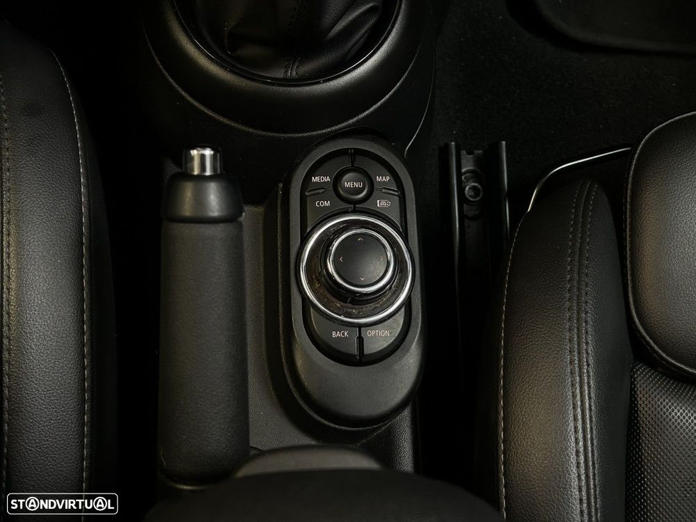 MINI Cabrio One Sport Edition - 41