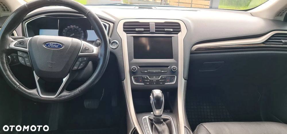 Ford Fusion - 6