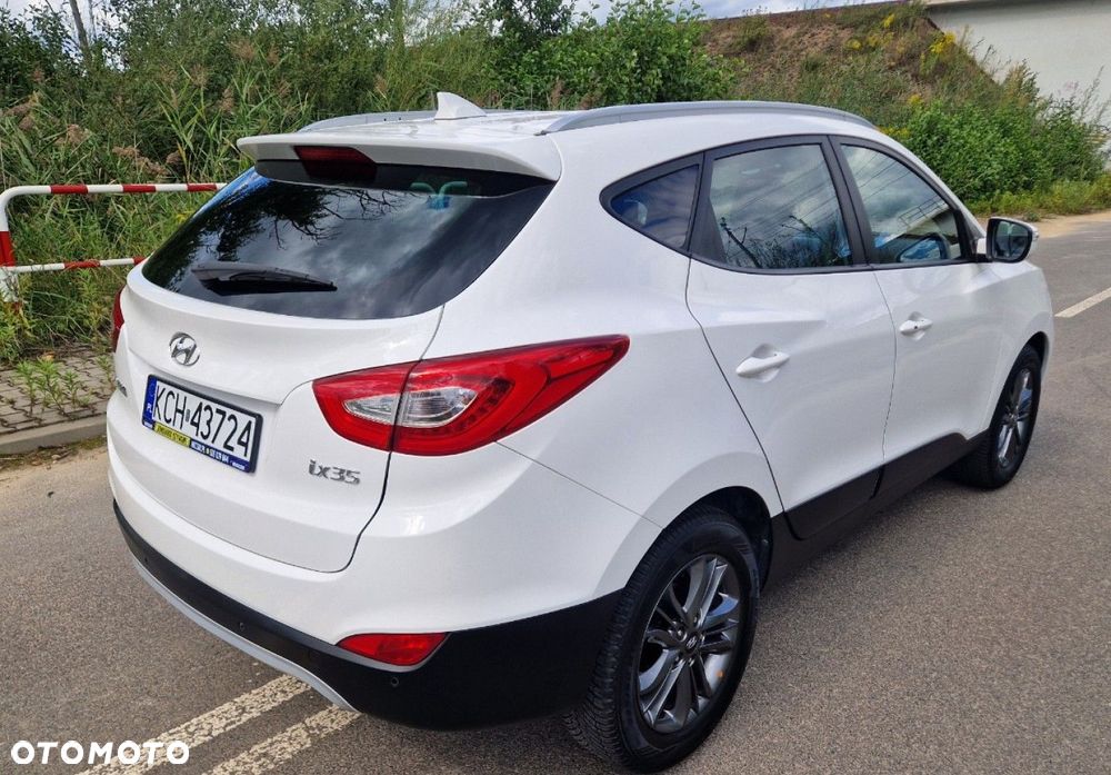 Hyundai ix35 1.6 2WD Fifa World Cup Edition - 8