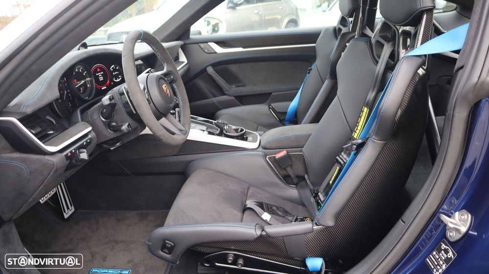 Porsche 911 Série F - 15