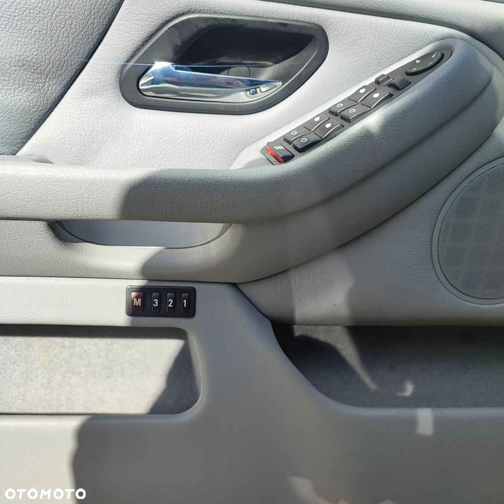BMW Seria 5 - 19