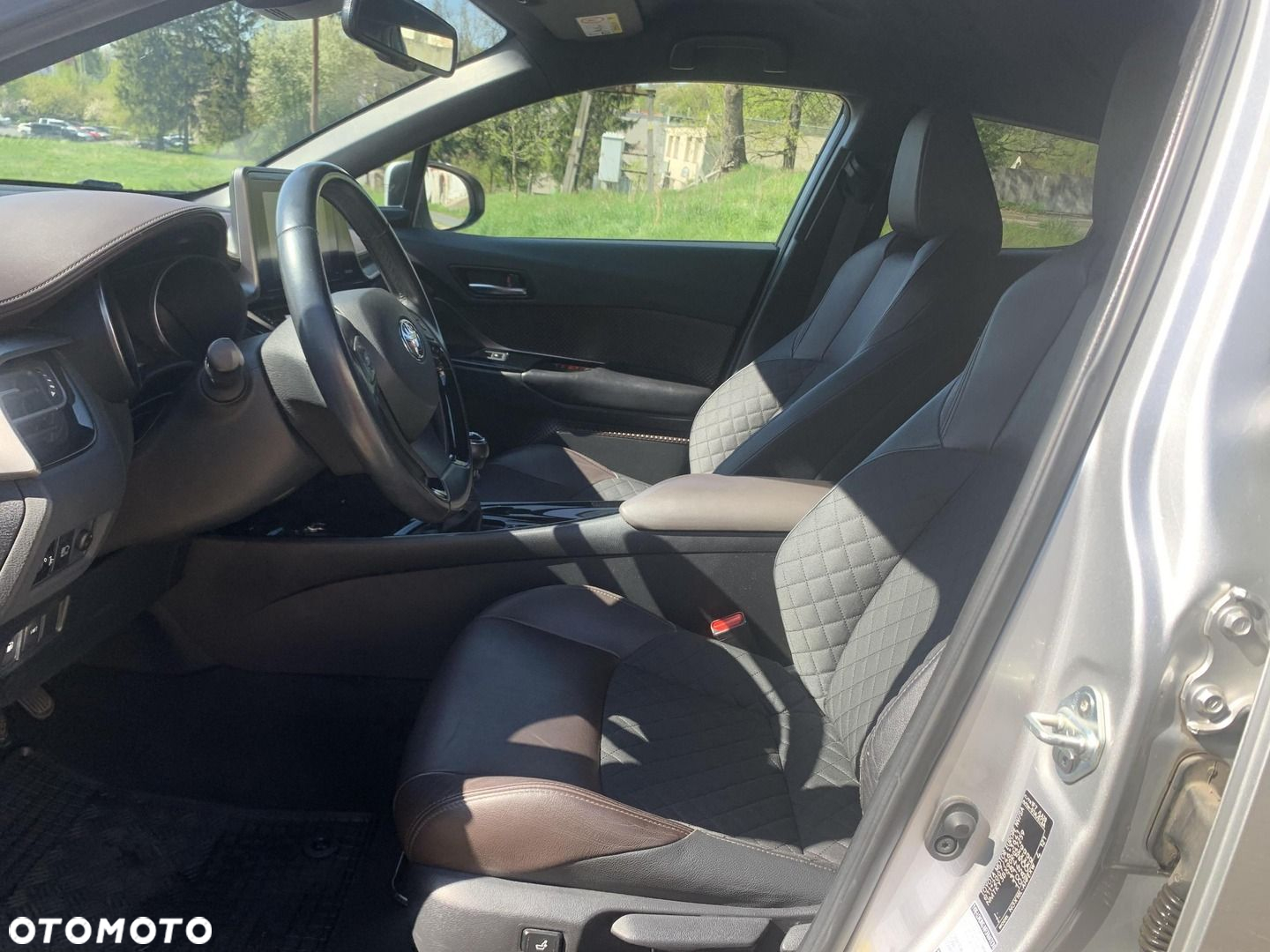 Toyota C-HR 1.2 T Prestige - 9