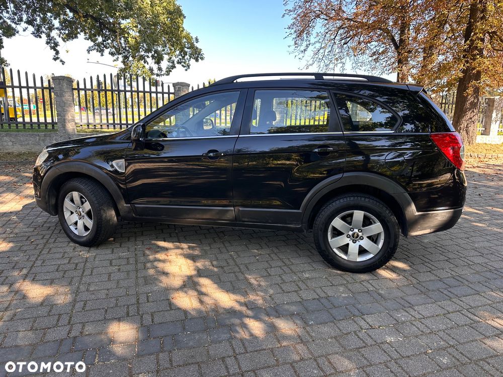 Chevrolet Captiva - 22