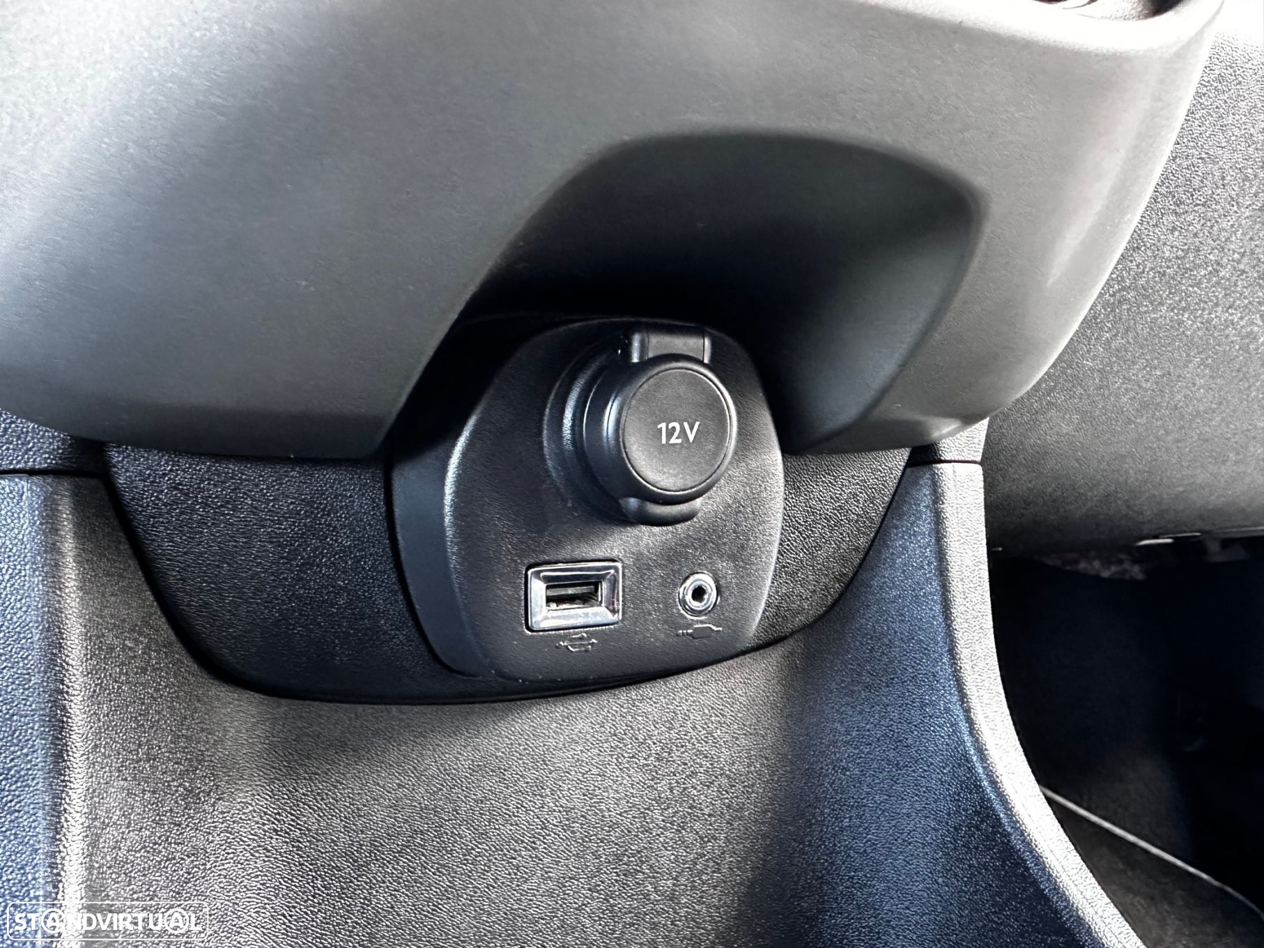Peugeot 108 1.0 VTi Active - 28