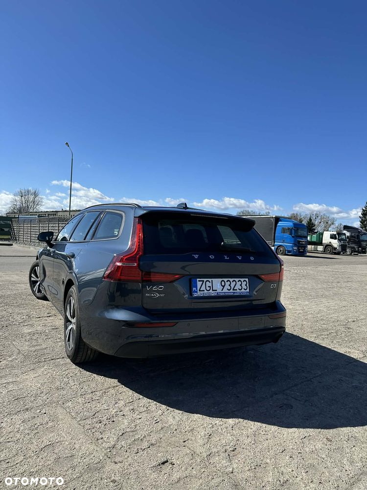 Volvo V60 D3 Momentum Pro - 5