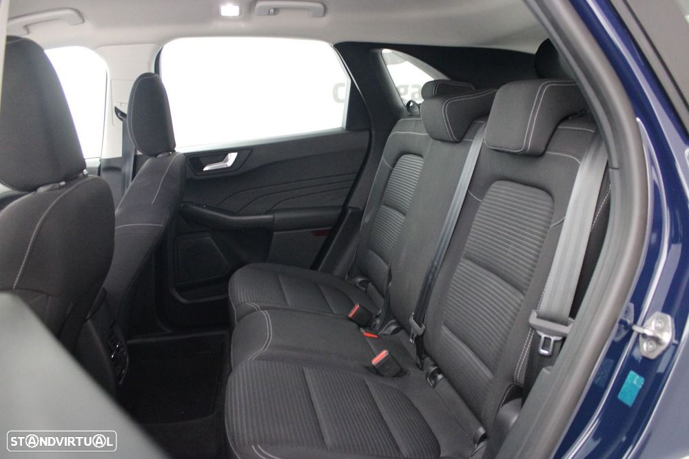 Ford Kuga 2.5 PHEV Titanium — fotografia 28