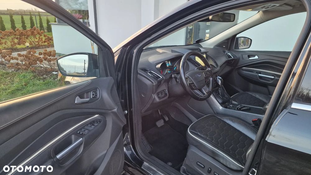 Ford Kuga 2.0 TDCi 4x4 Vignale - 27