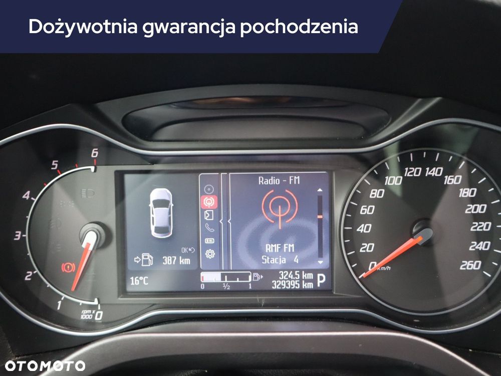 Ford S-Max - 13