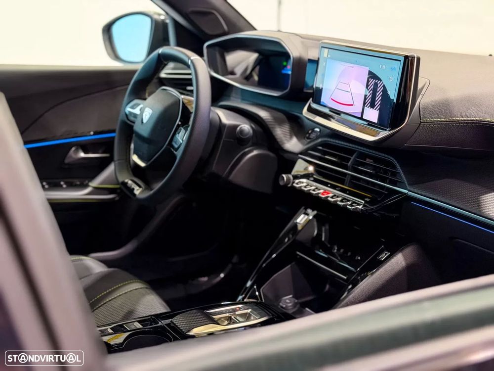 Peugeot e-2008 50 kWh GT - 7