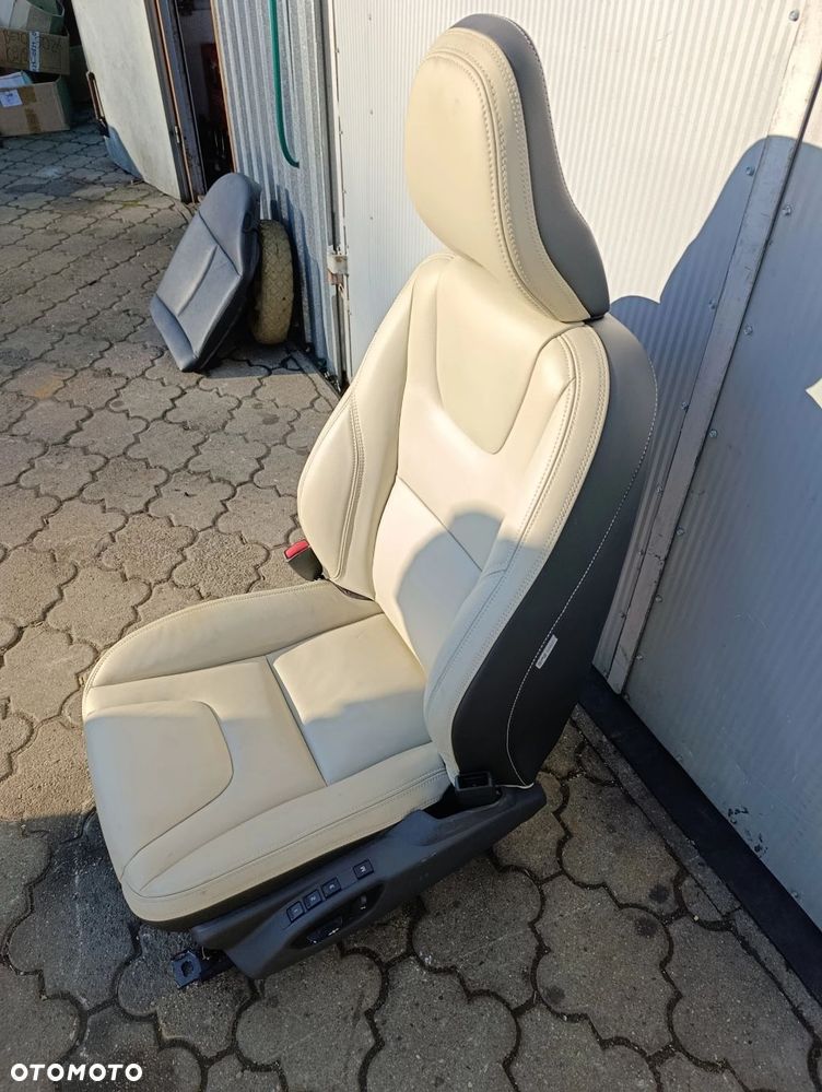 Volvo V60 I fotel kierowcy podgrzewany elektryczny stan idealny 20 tys. km S60 II - 4