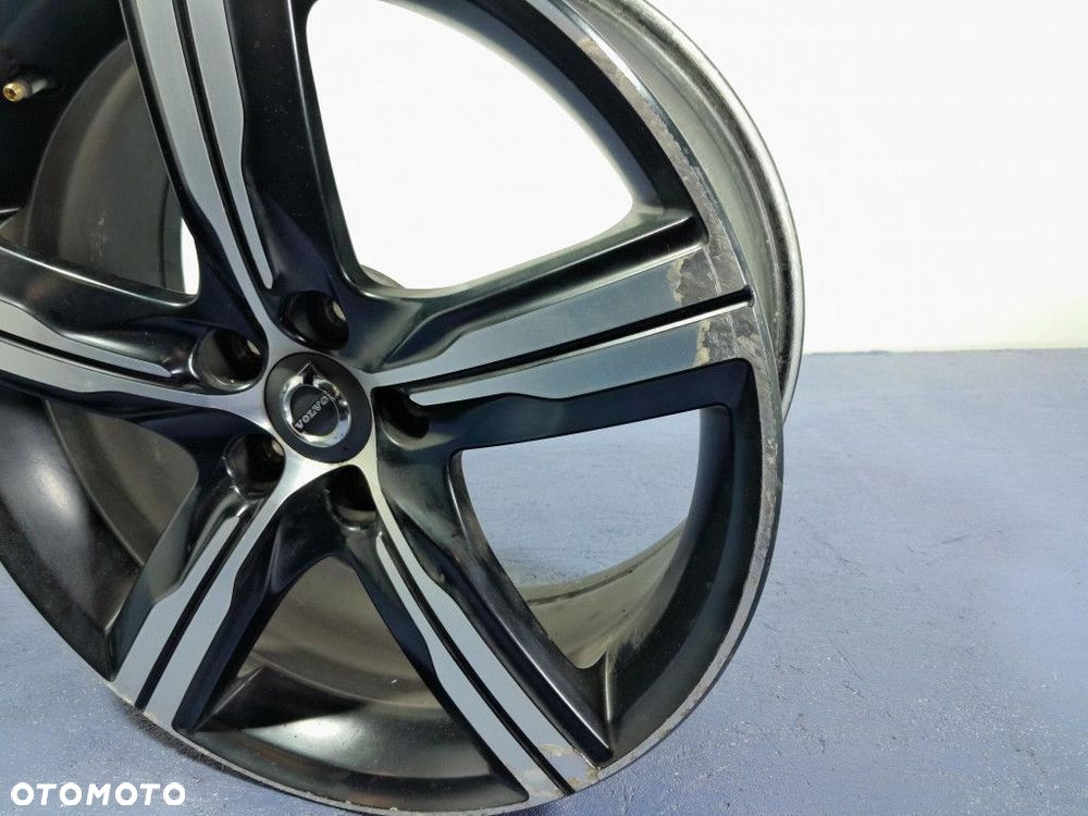 VOLVO S90 II 16- FELGA ALUMINIOWA R-DESIGN 8JX18 5X108 ET 42 - 2
