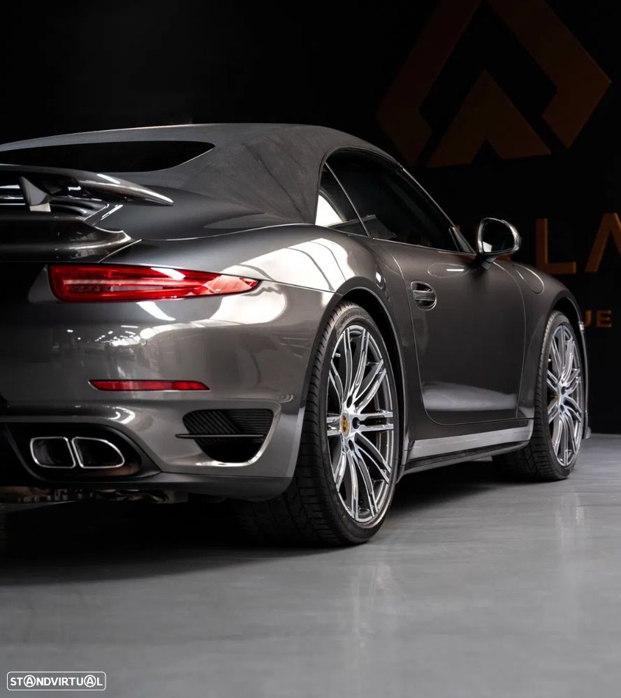 Porsche 911 (991) Turbo PDK - 15