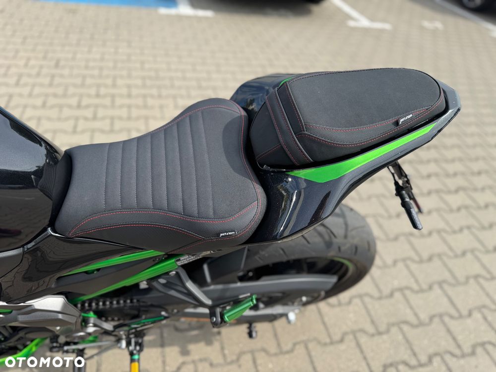 Kawasaki Z 900 - 10