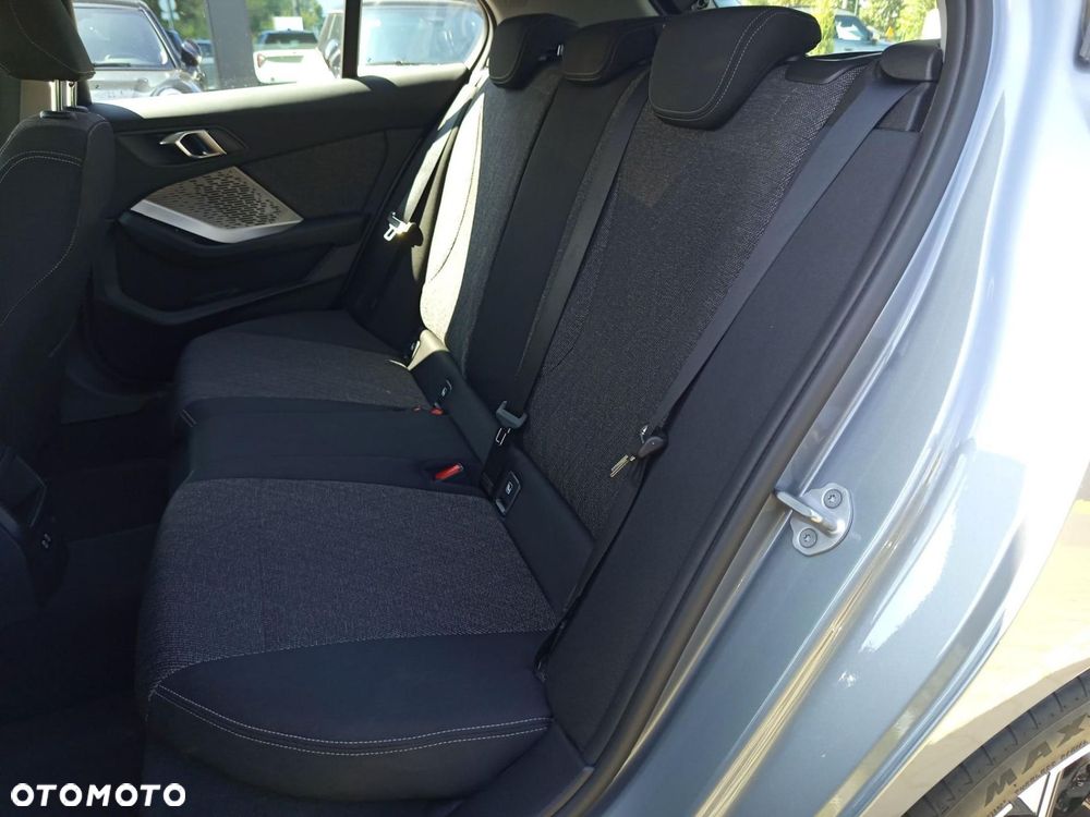 BMW Seria 1 - 21