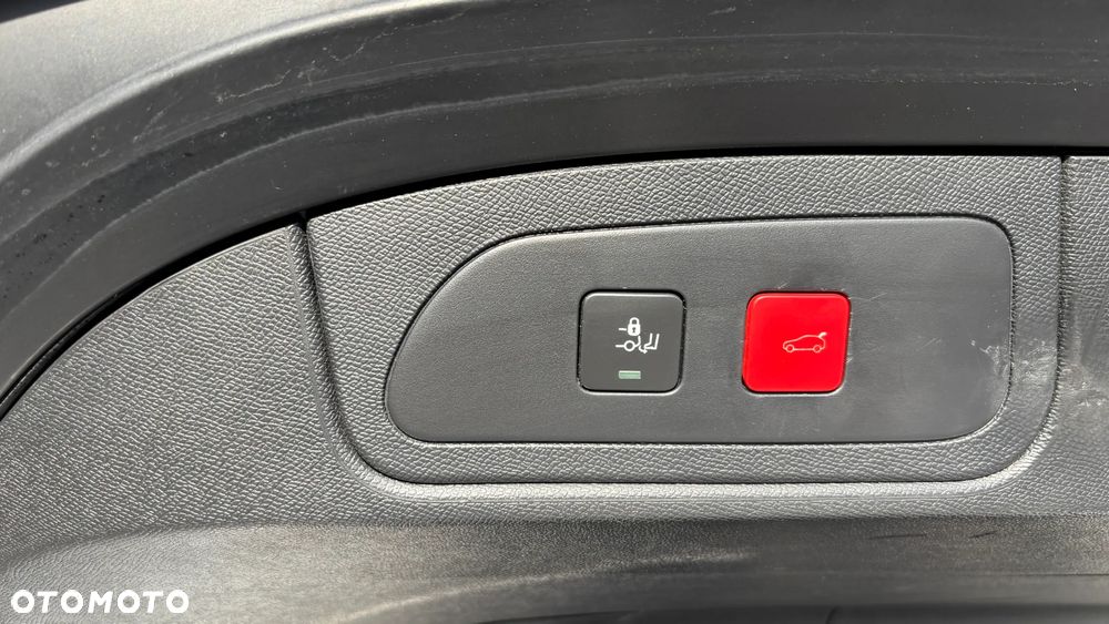 DS Automobiles DS 7 Crossback 1.6 PureTech GPF Performance Line + - 16