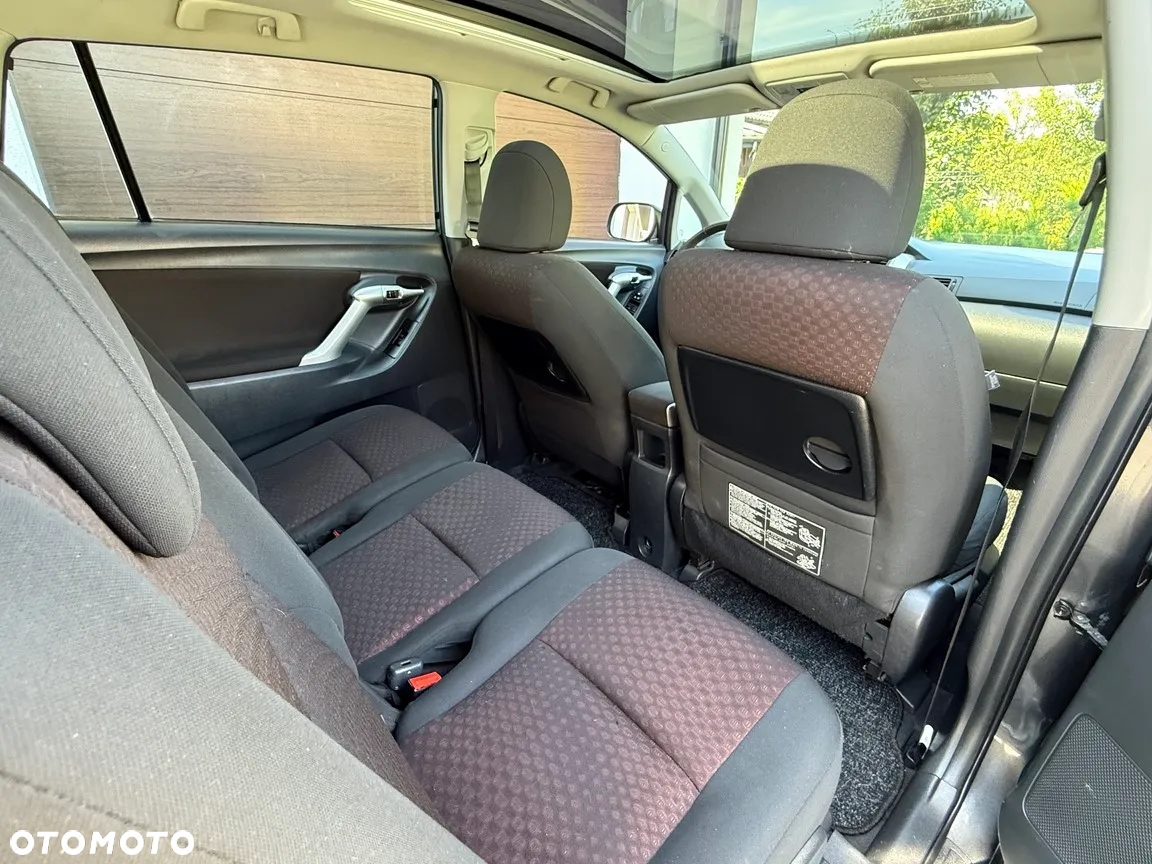 Toyota Verso 1.8 Edition - 21